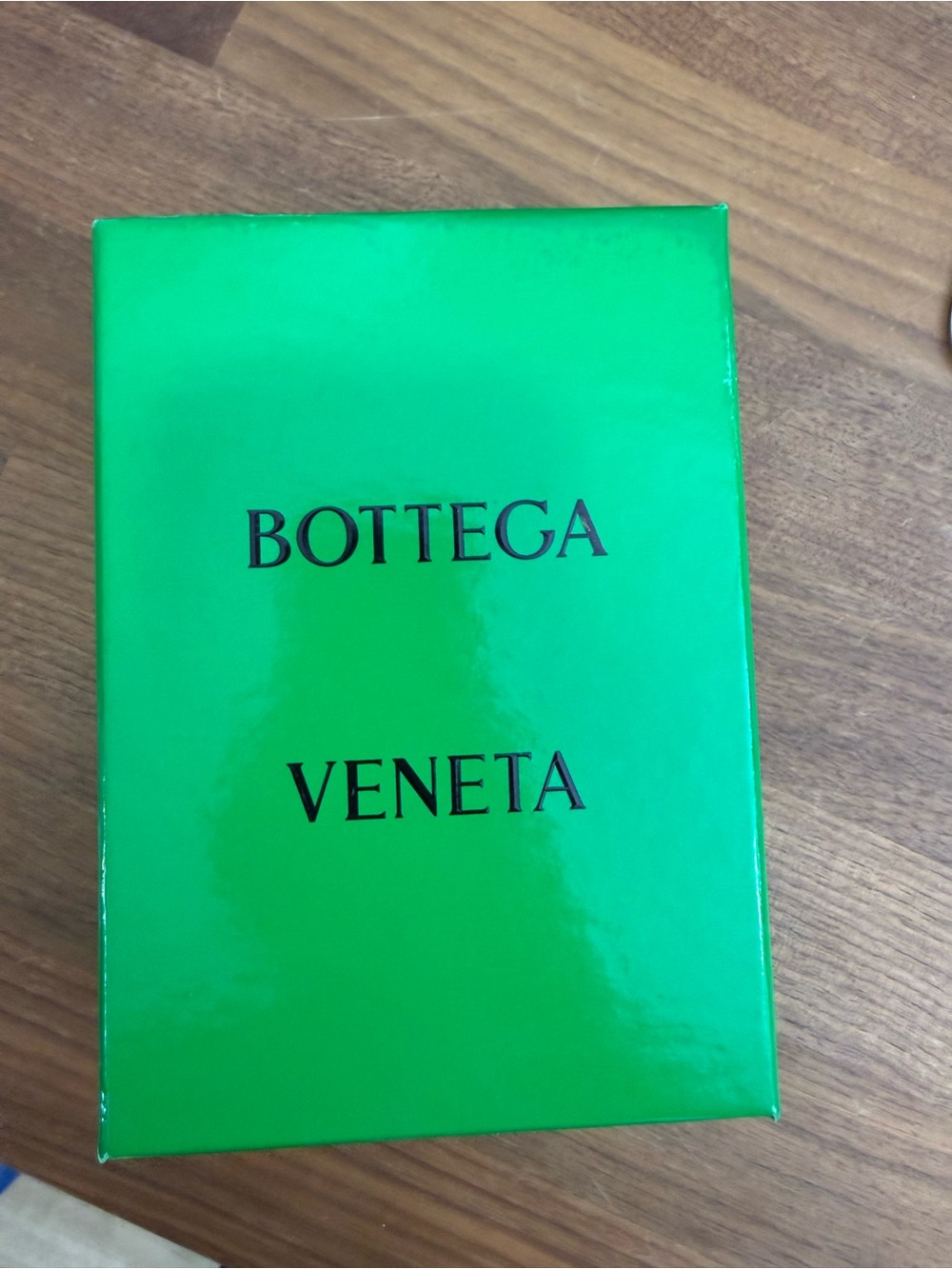 Bottega Veneta Box in Bright Green